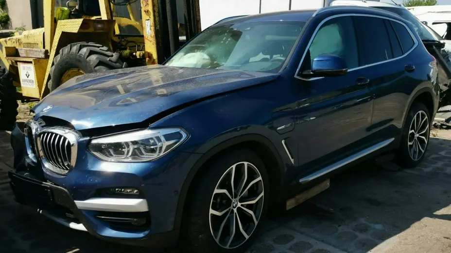 BMW X3 -