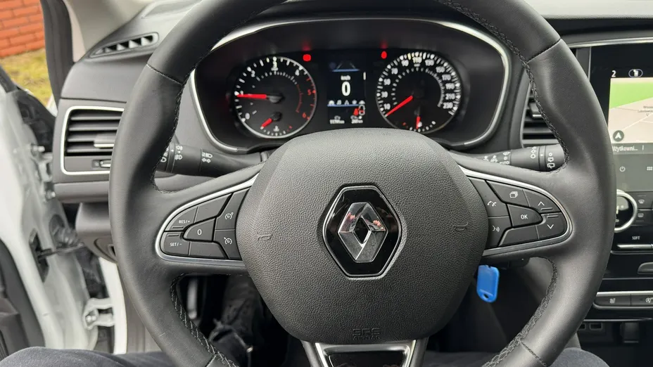 RENAULT Megane -