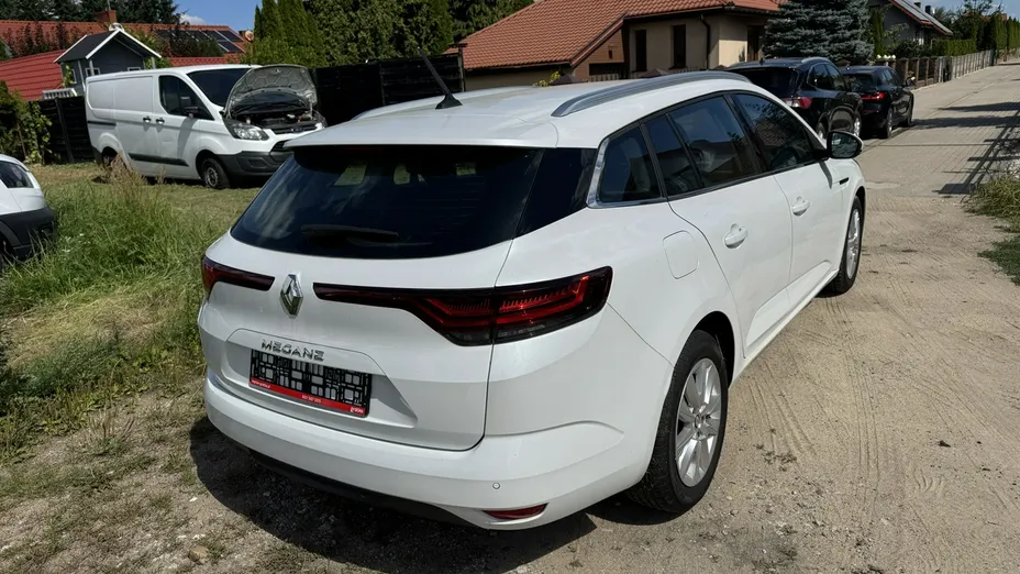 RENAULT Megane -
