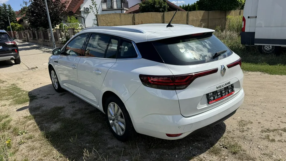 RENAULT Megane -
