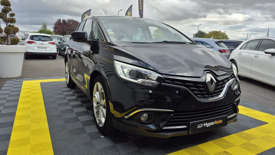 RENAULT Scenic -