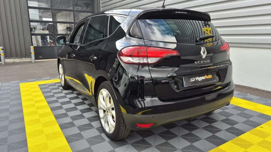 RENAULT Scenic -