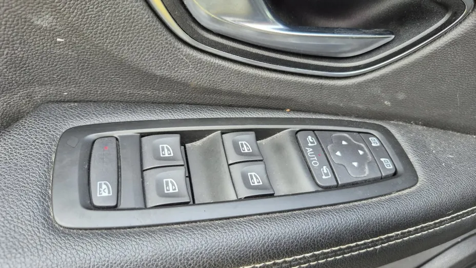 RENAULT Scenic -