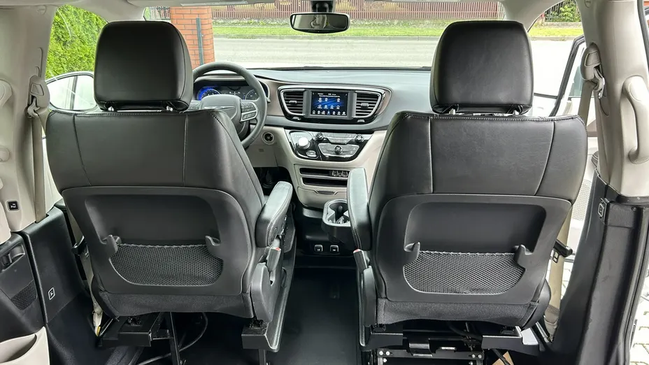CHRYSLER Voyager -
