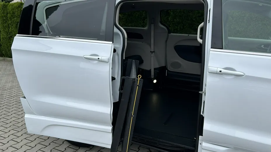 CHRYSLER Voyager -