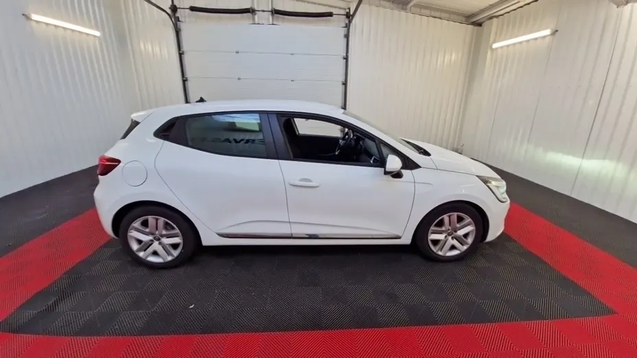 RENAULT Clio -