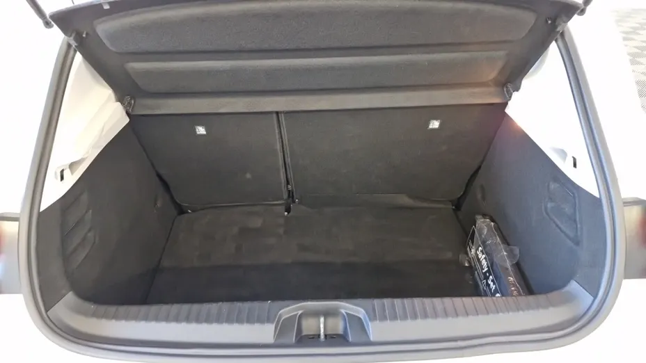 RENAULT Clio -