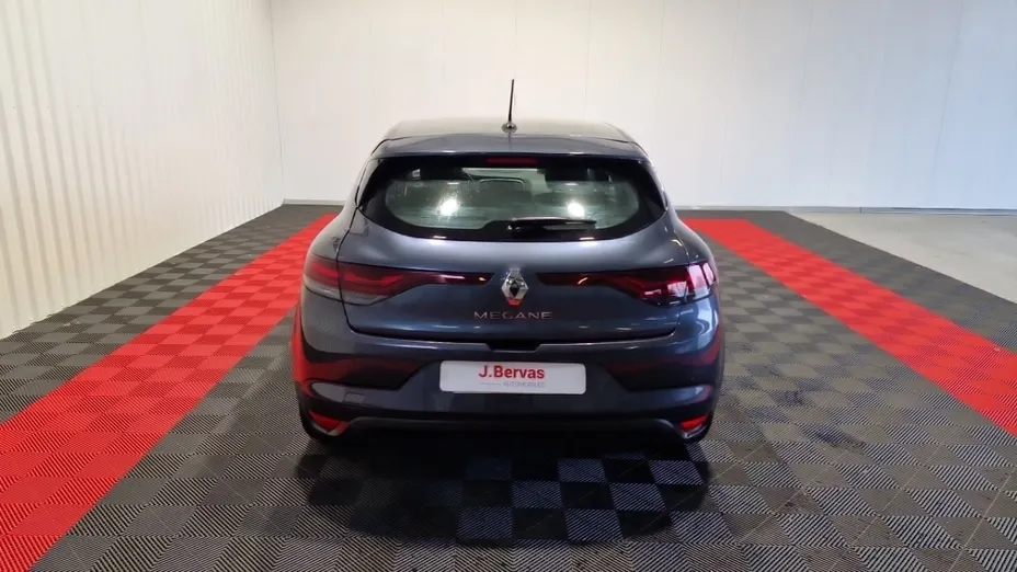 RENAULT Megane -