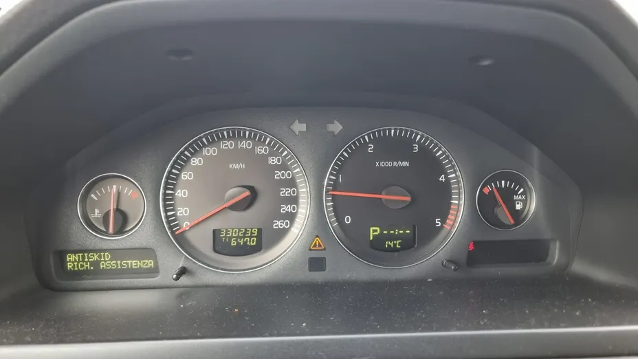 VOLVO XC90 -