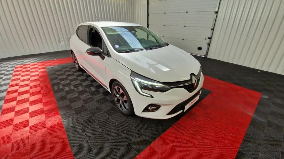 RENAULT Clio -