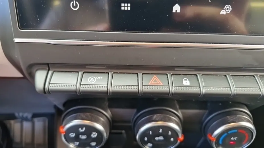 RENAULT Clio -