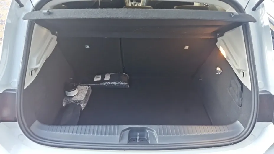 RENAULT Clio -