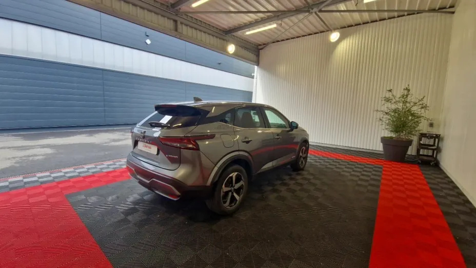 NISSAN Qashqai -