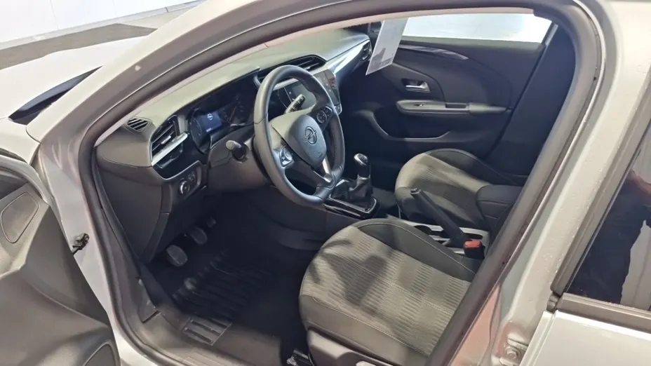 OPEL Corsa -