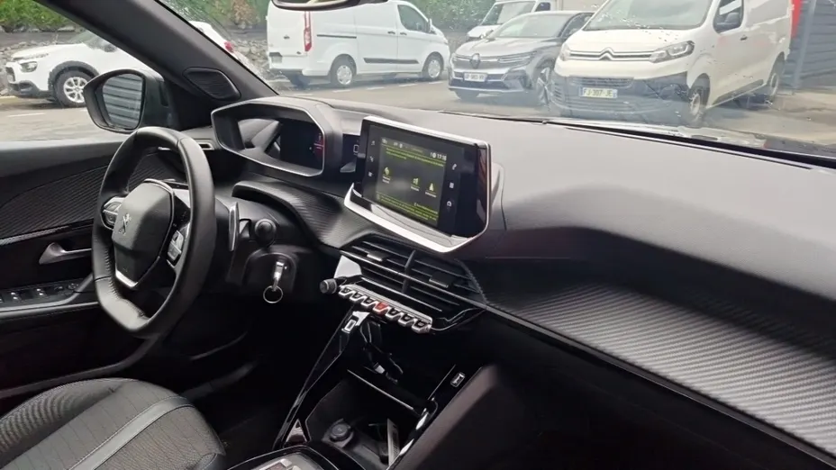 PEUGEOT 2008 -