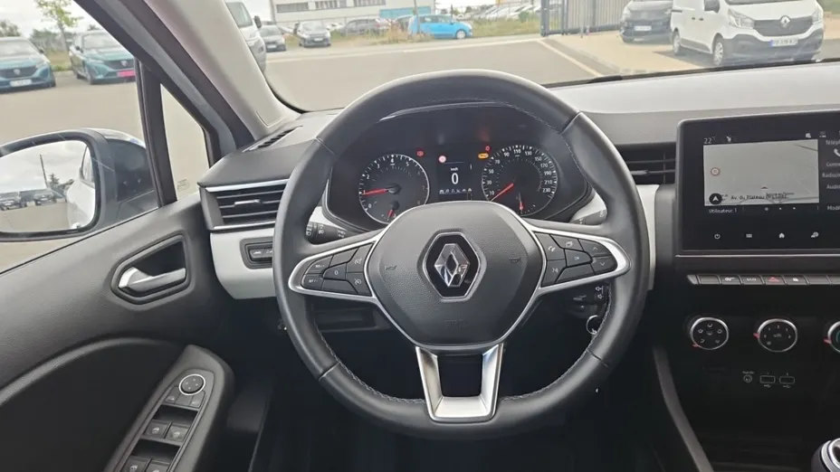 RENAULT Clio -