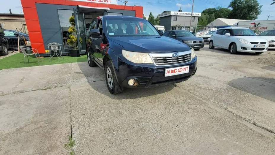 SUBARU Forester -
