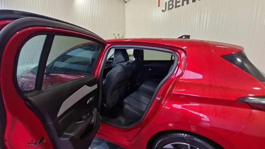 PEUGEOT 308 -