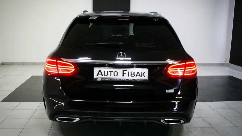 MERCEDES-BENZ C Klasa -