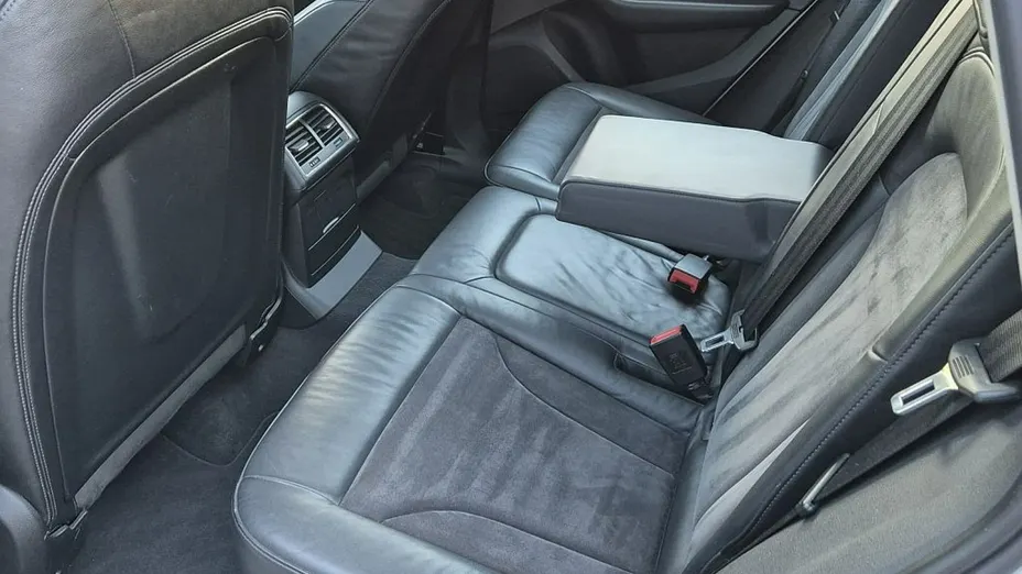 AUDI Q5 -
