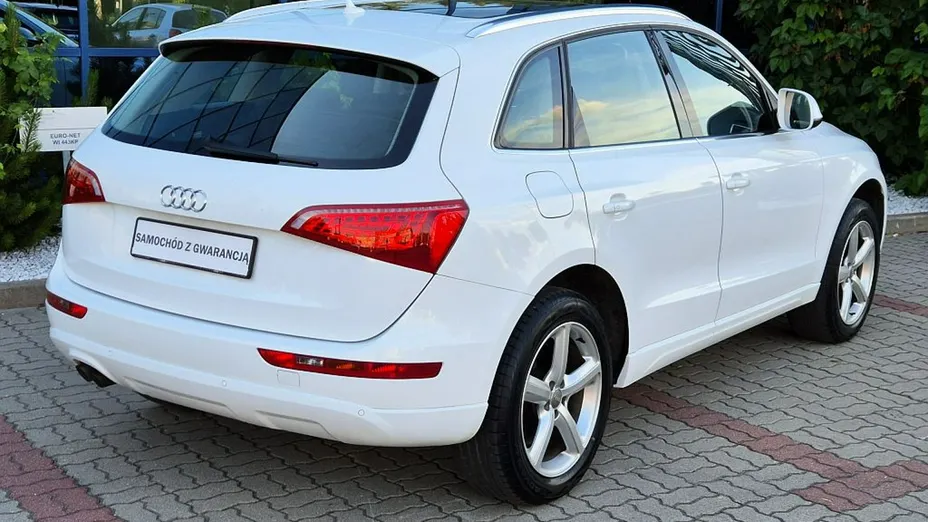AUDI Q5 -