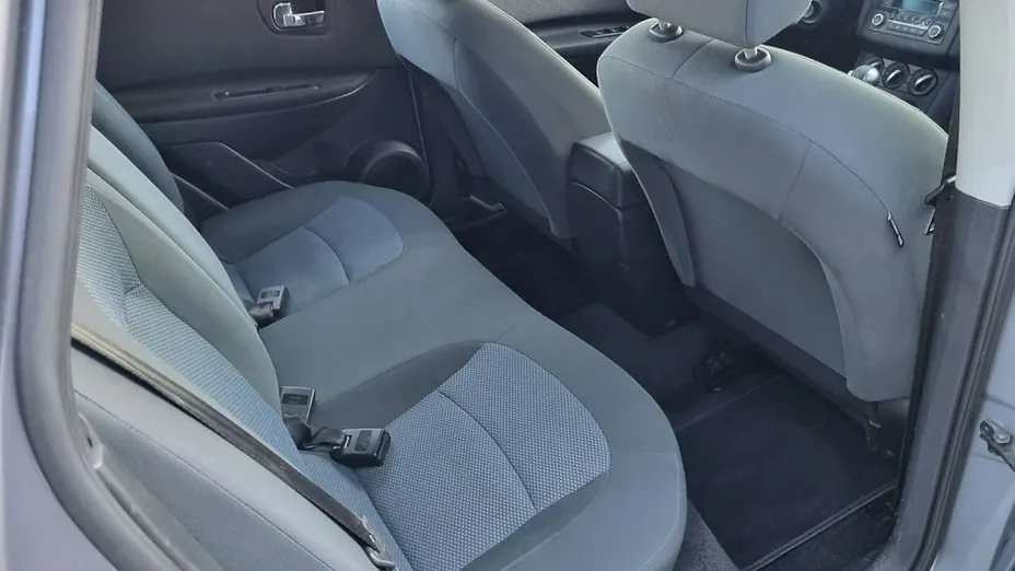 NISSAN Qashqai -