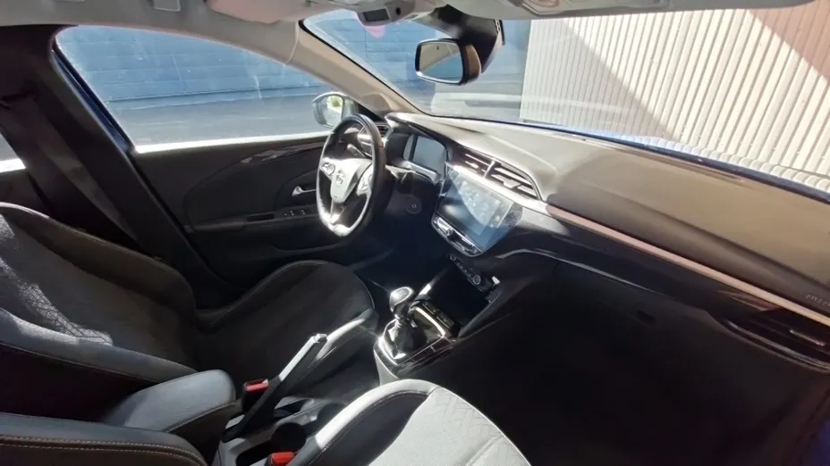 OPEL Corsa -