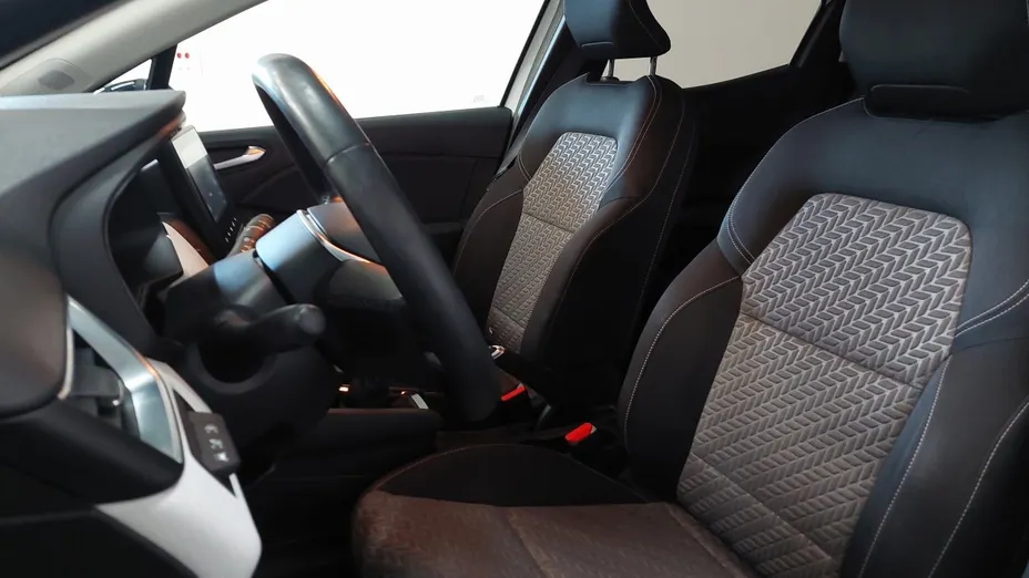 RENAULT Clio -