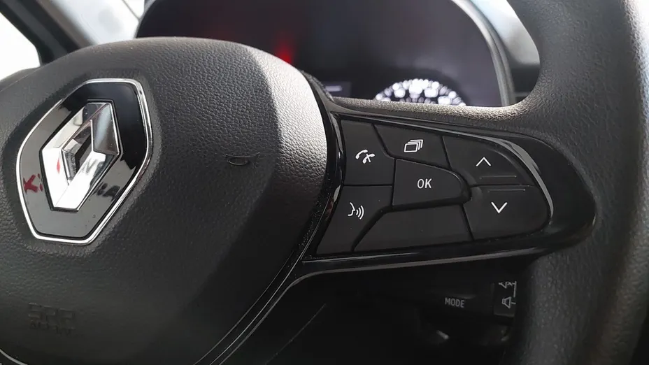 RENAULT Clio -