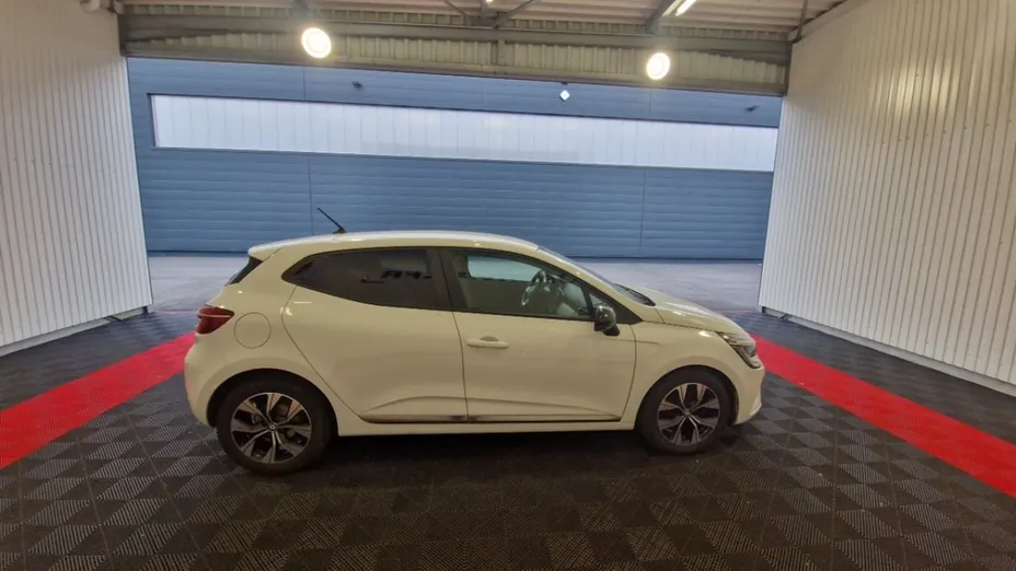 RENAULT Clio -