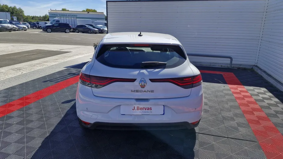 RENAULT Megane -