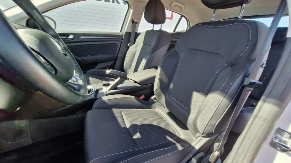 RENAULT Megane -