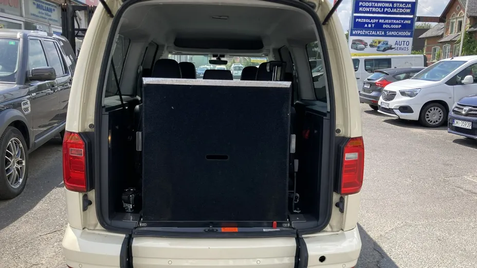 VOLKSWAGEN Caddy -