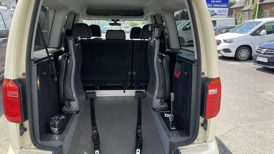 VOLKSWAGEN Caddy -