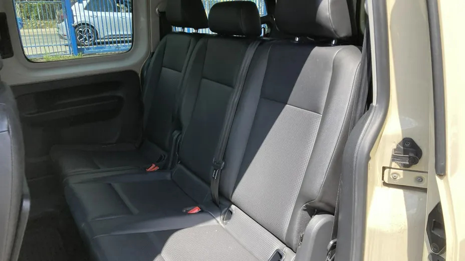 VOLKSWAGEN Caddy -