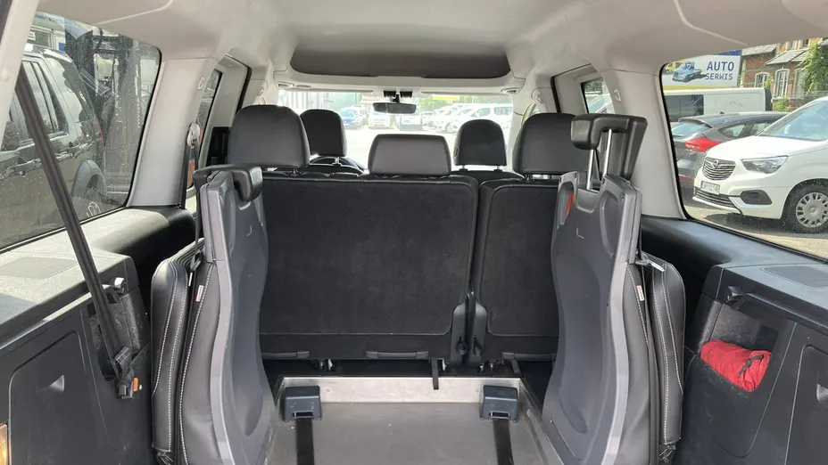 VOLKSWAGEN Caddy -