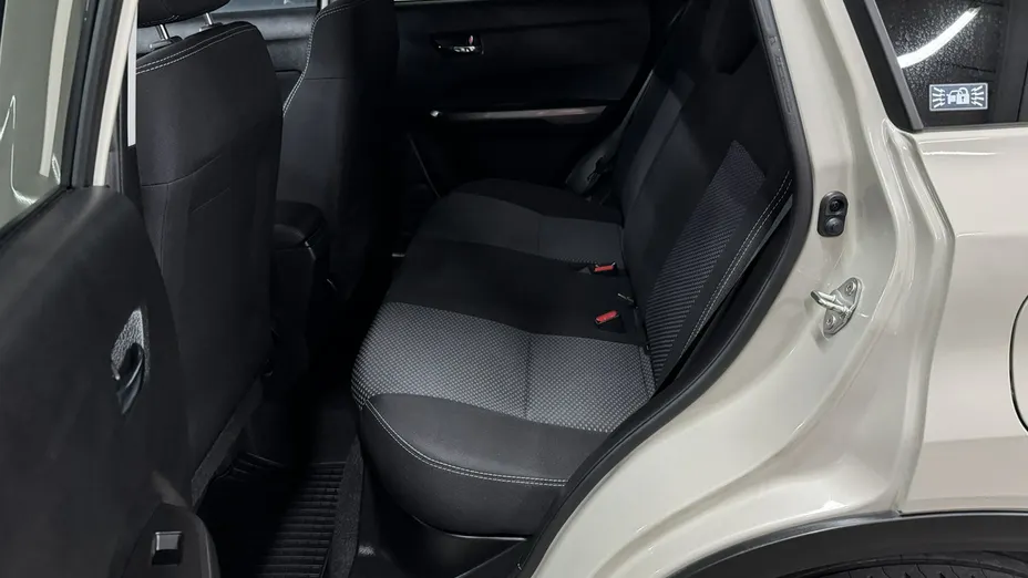 SUZUKI Vitara -