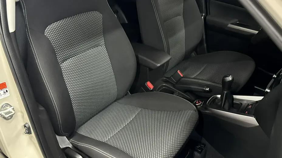 SUZUKI Vitara -
