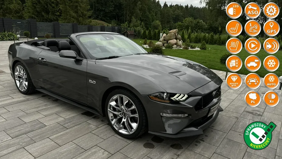 FORD Mustang -