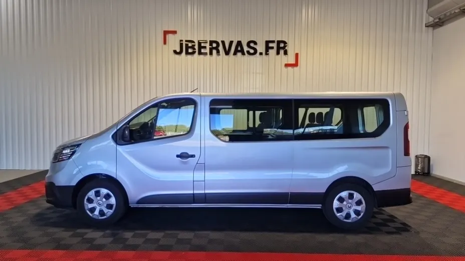 RENAULT Trafic -