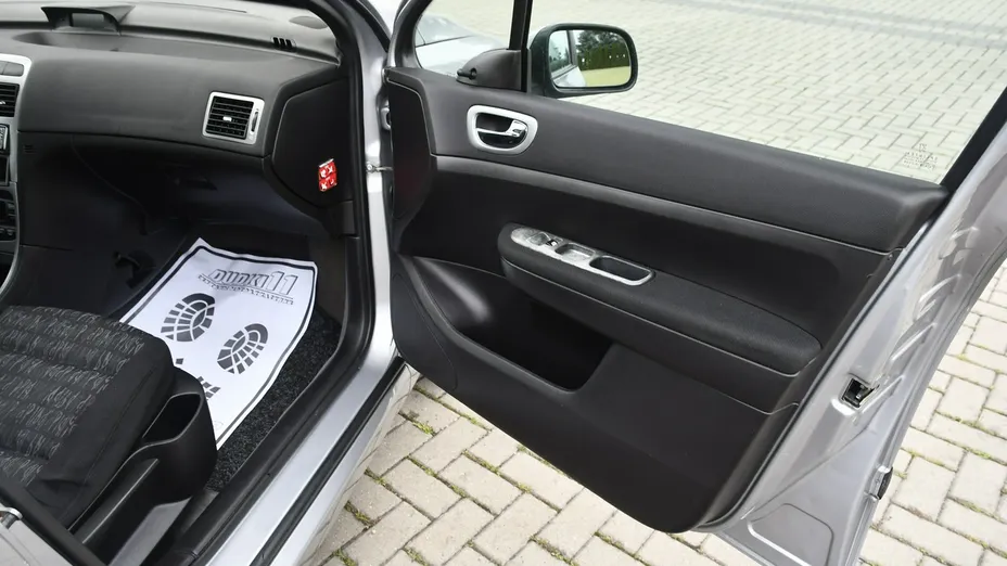 PEUGEOT 307 -