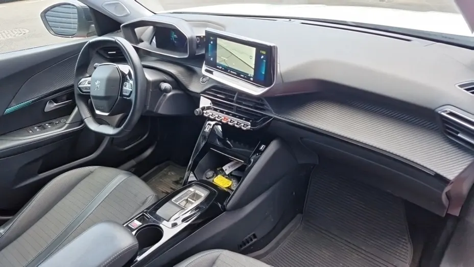 PEUGEOT 2008 -