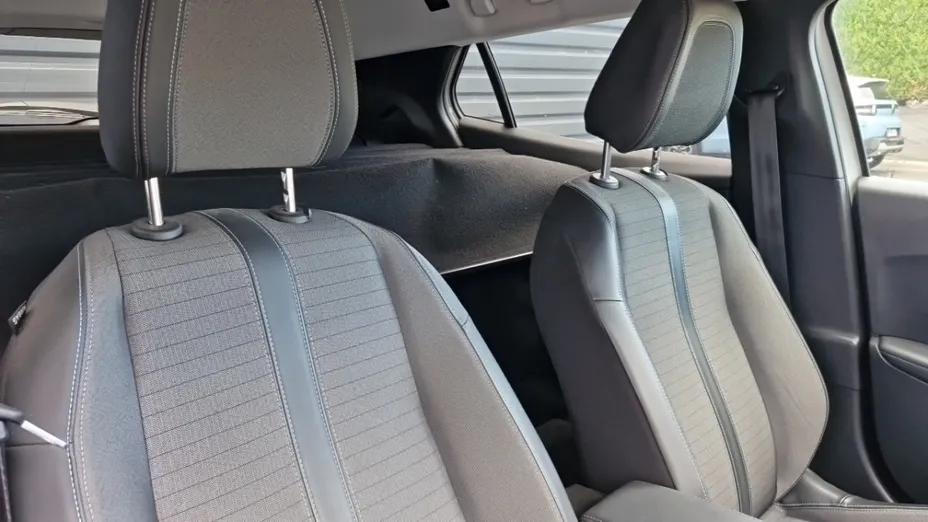 PEUGEOT 2008 -