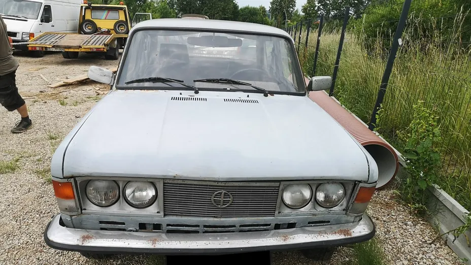 FIAT 125p -