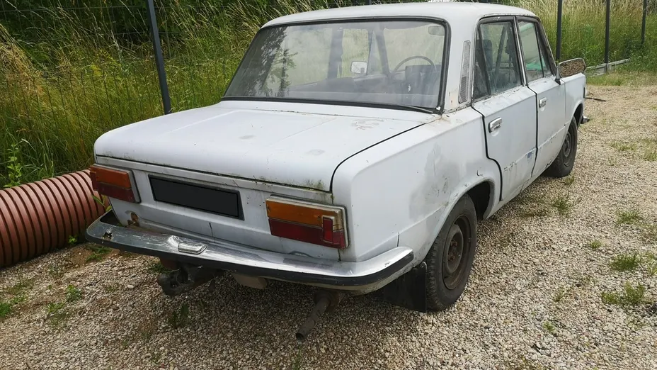 FIAT 125p -