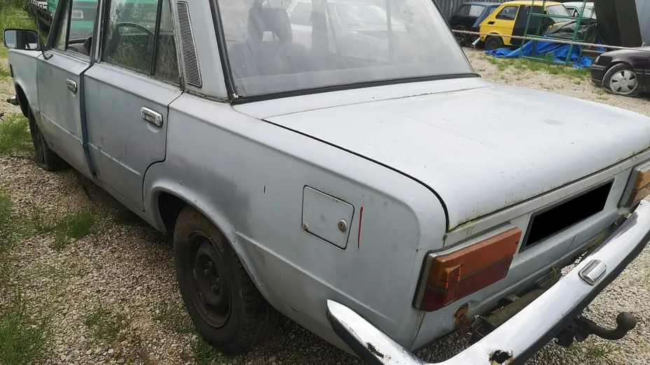 FIAT 125p -