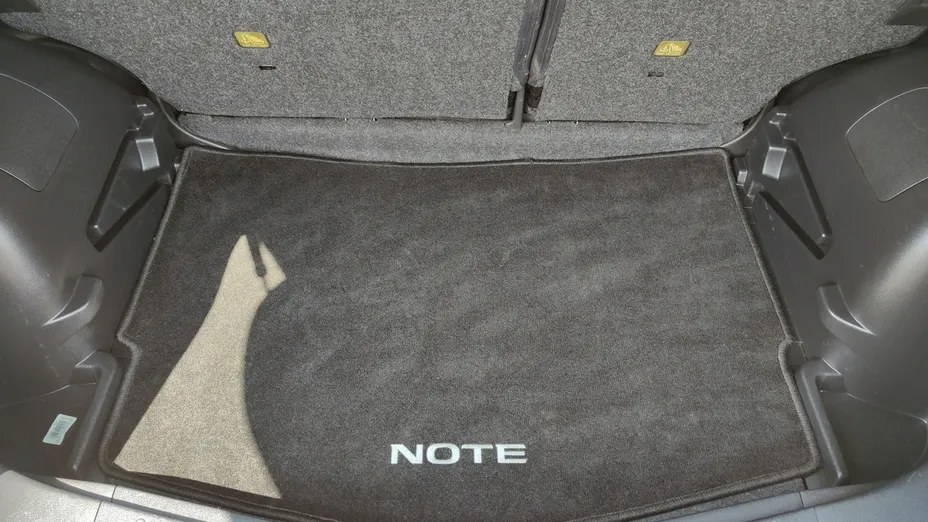 NISSAN Note -