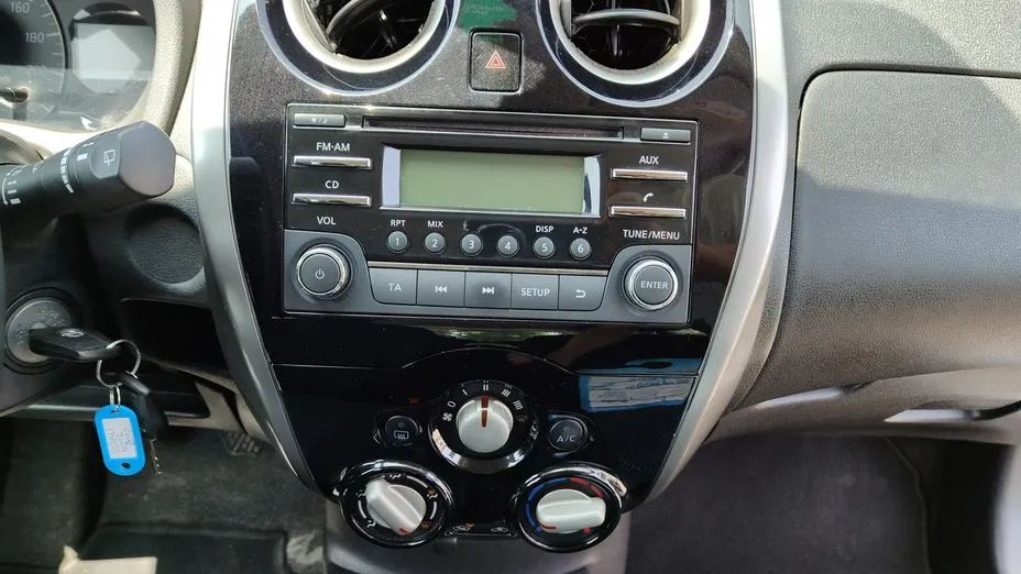 NISSAN Note -