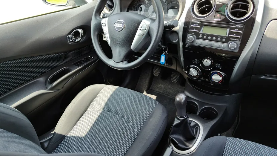 NISSAN Note -