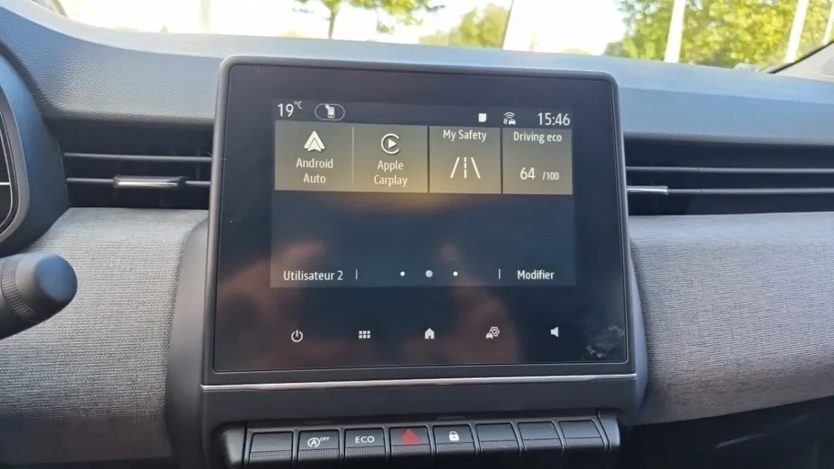 RENAULT Clio -